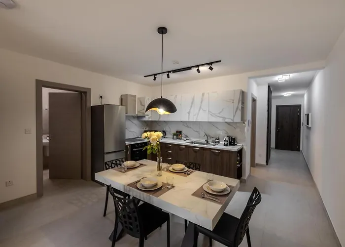 Elmswater Court Apartamento St Paul's Bay