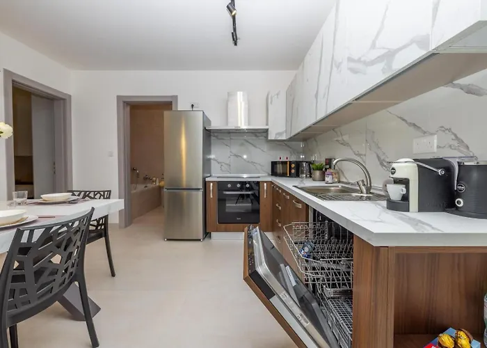 Elmswater Court Apartamento *